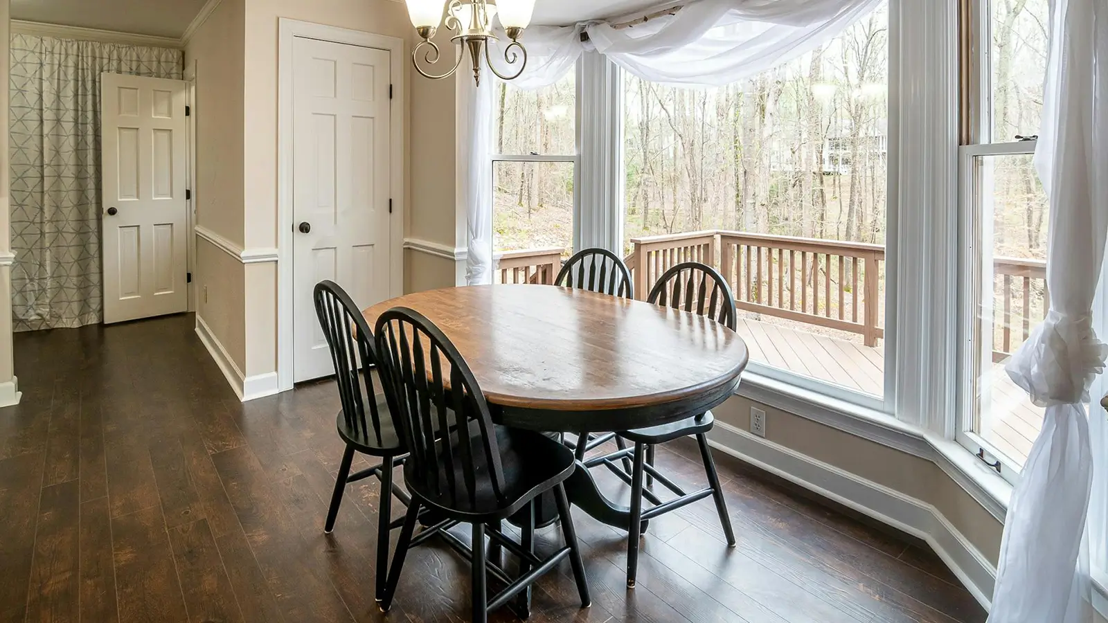 Base and Floor Moulding