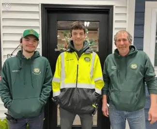 The Extra Mile Club - Kain Houpt, Jacob Taylor, Shannon Batchelor